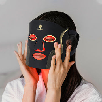 red light therapy mask at home